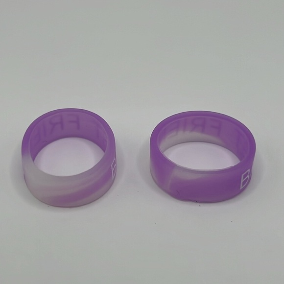 Silicone Ring Set BEST FRIEND Purple Stretch Rings - Picture 5 of 5